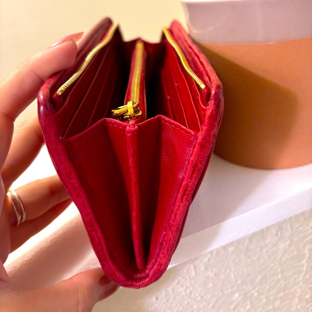 Miu Miu Large Matelassé Nappa Red Leather Long Wallet Zip Closure - Picture 9 of 9